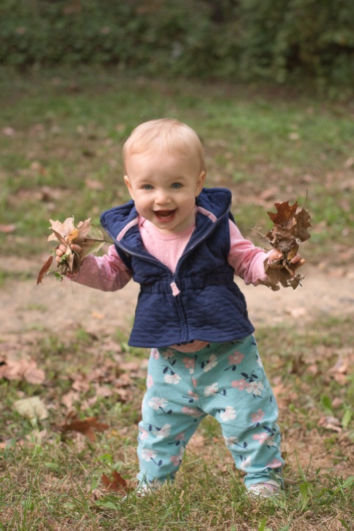 McLean-Virginia-Family-Photographer-baby-fall-leaves